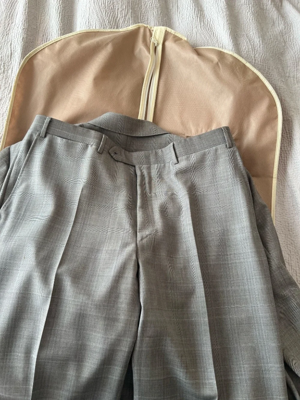 Canali 1934 Men's Wool Gray Glen Check 2-Piece Suit Made In Italy , Size 42R
